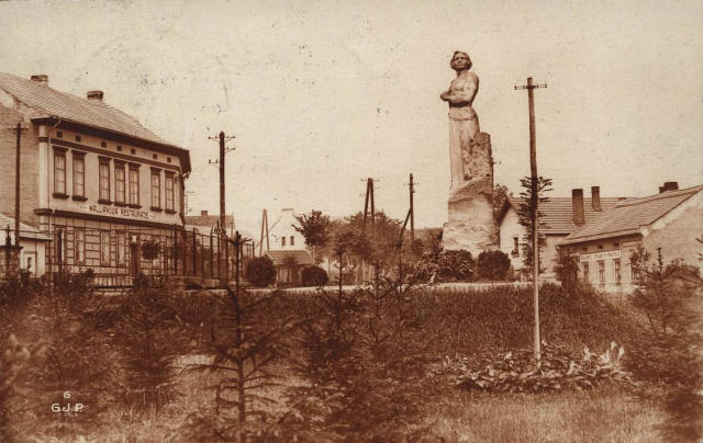 Pomník obětem - 1936